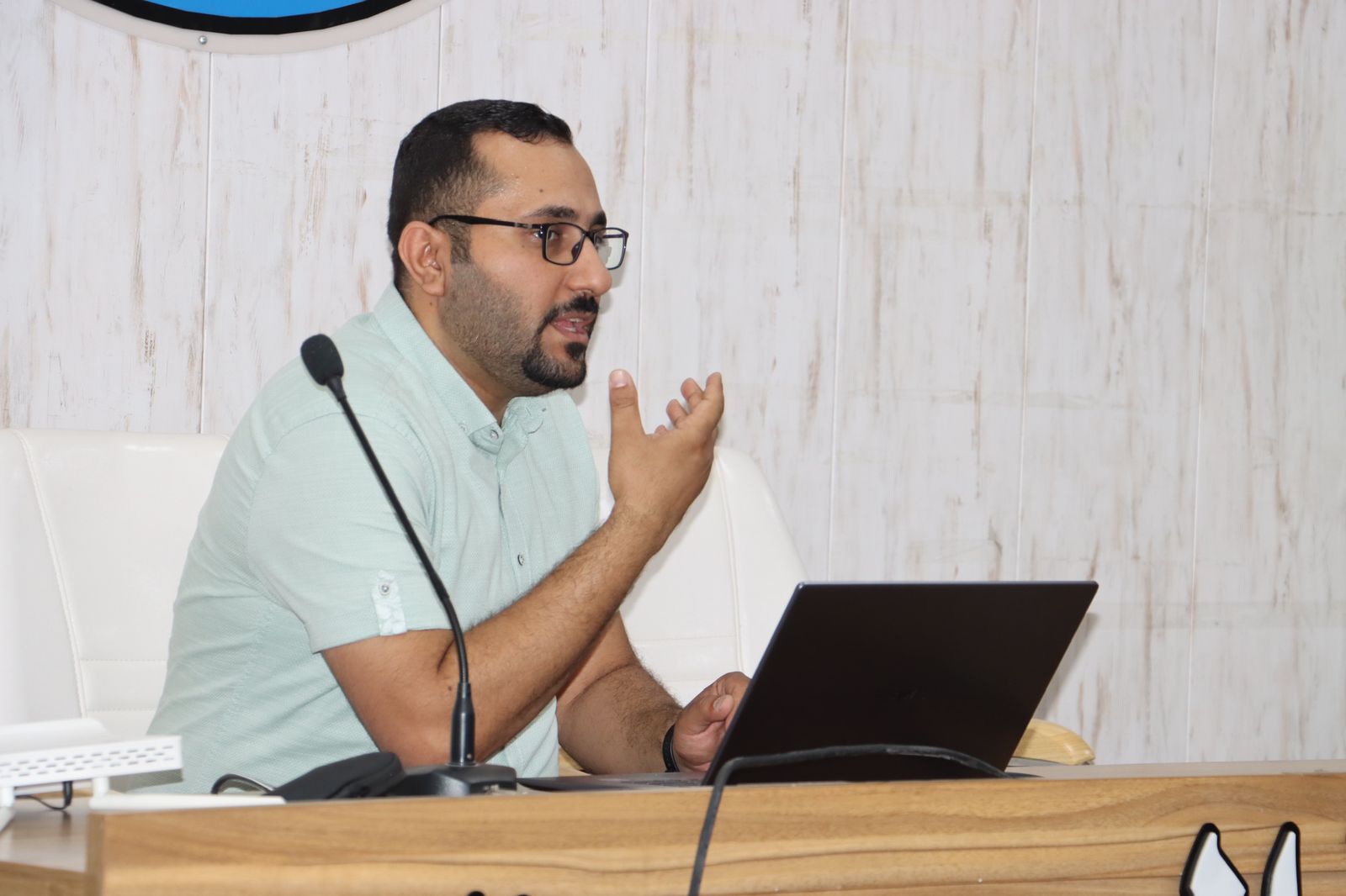 Seminar Session Image 1