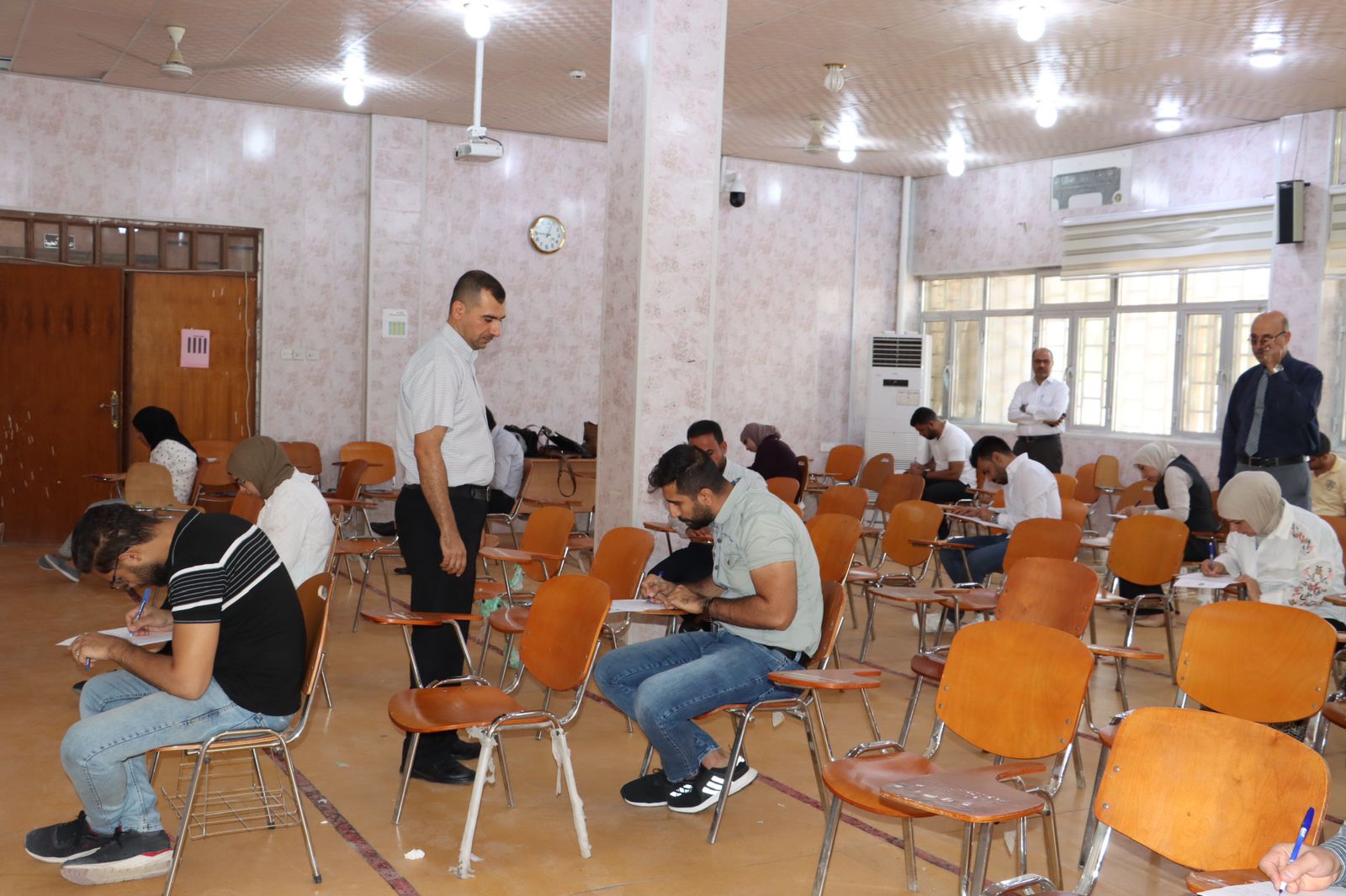 انطلاق امتحانات الدراسات العليا