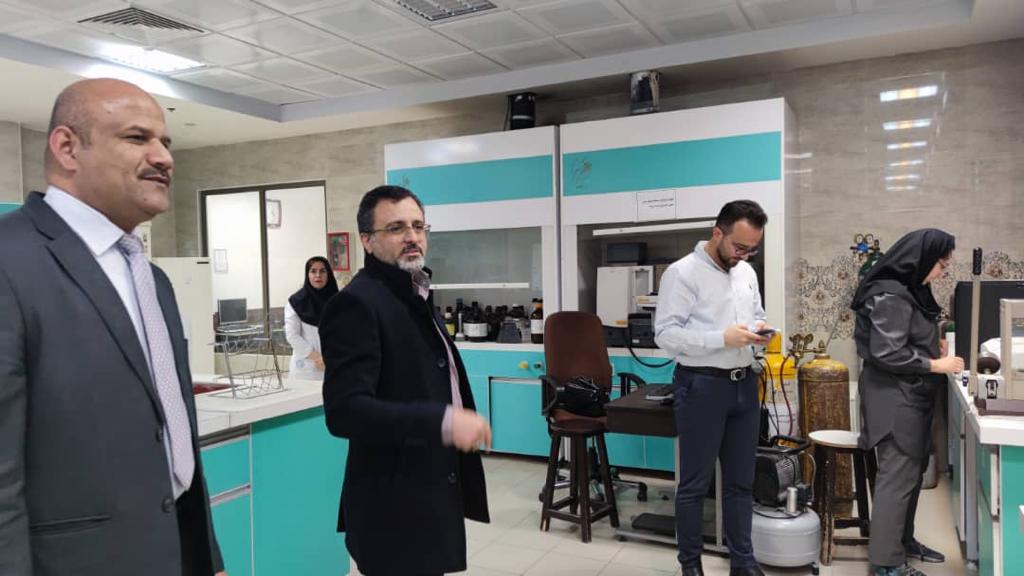 جولة ميدانية داخل أروقة ومختبرات الكلية